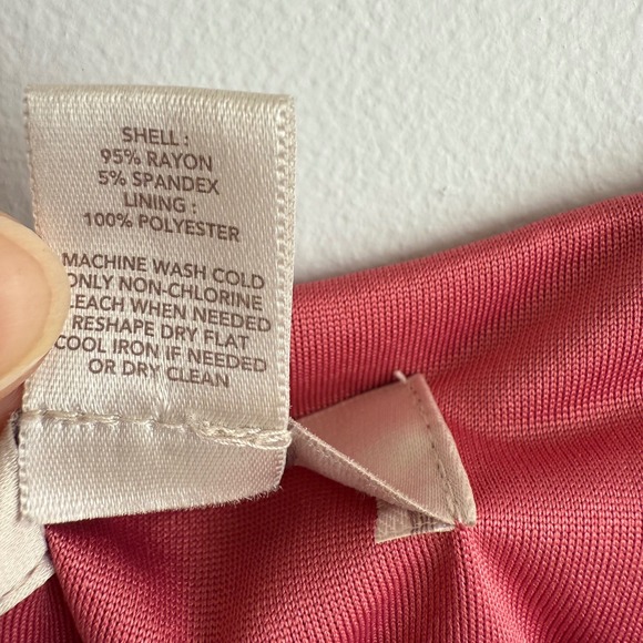 LOFT Outlet Henley Flounce Black and Pink Floral Print Ladies‎ Dress, L - Picture 4 of 5